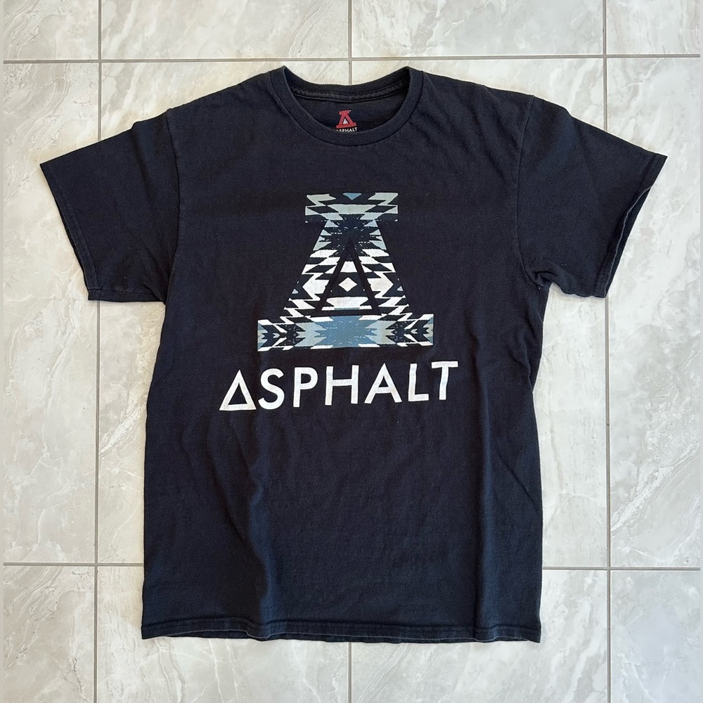 Asphalt Yacht Club Logo T-Shirt - Black / White / Blue, Medium